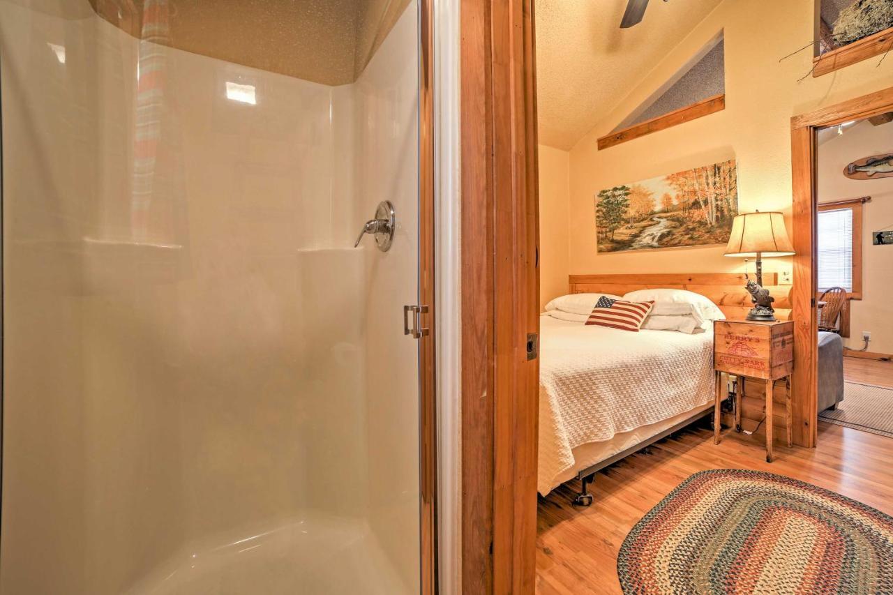 Branson Cabin With Deck Near Table Rock Lake! Zewnętrze zdjęcie