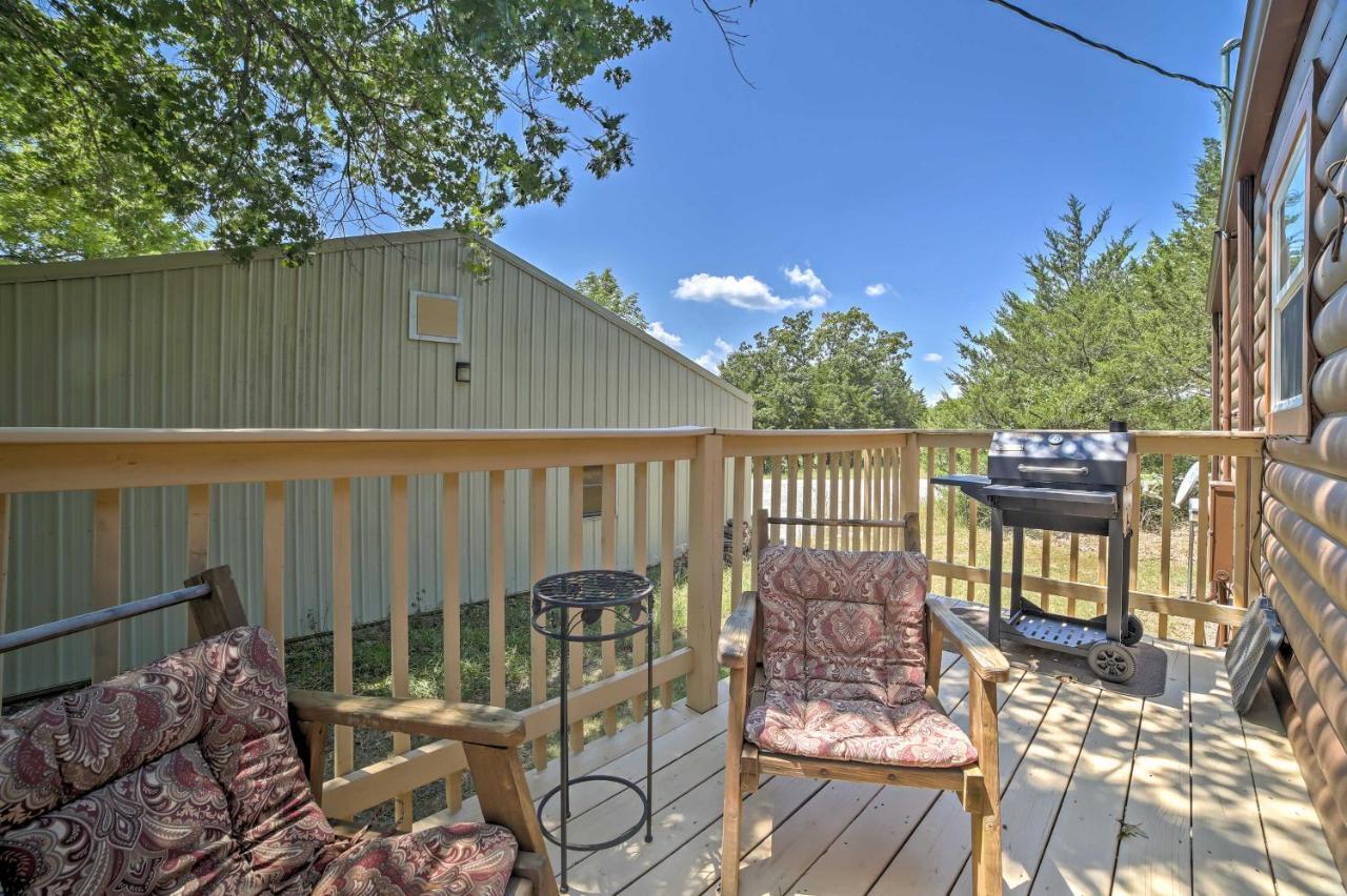 Branson Cabin With Deck Near Table Rock Lake! Zewnętrze zdjęcie